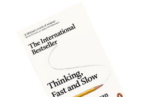 Boganmeldelse af Daniel Kahnemans "Thinking, Fast and Slow"